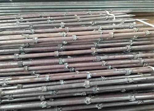 新罗隧道钢花管